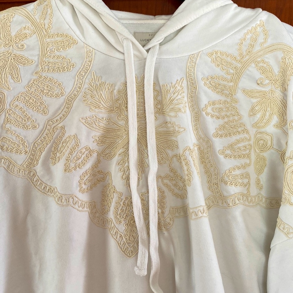 Lucky brand hoodie Large